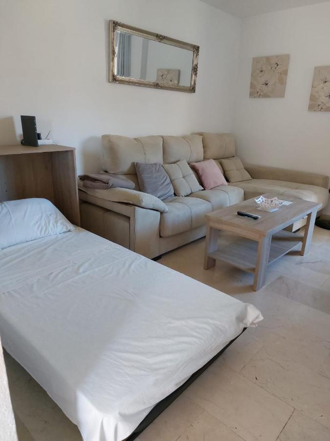 Lovely Apartment In Torremolinos Views Of The Sea, Pool, Terrace, Sofa Bed And Fully Equipped Kitchen ภายนอก รูปภาพ