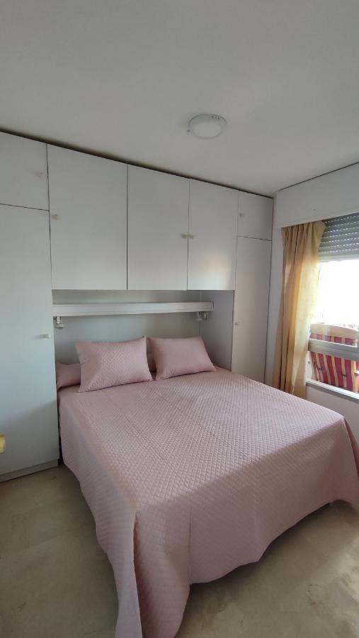 Lovely Apartment In Torremolinos Views Of The Sea, Pool, Terrace, Sofa Bed And Fully Equipped Kitchen ภายนอก รูปภาพ